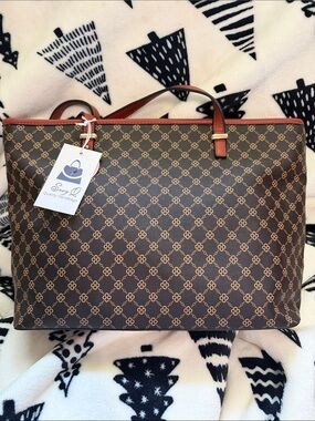 Quality Handbags Brown Patterned Tote Bag